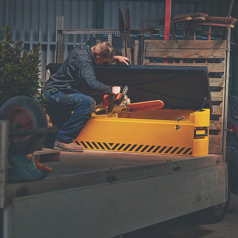 Industrial Grade Black & Yellow Tipper For Maximum Protection - 1815mm