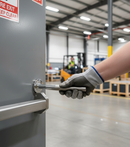 Premium Dual Finish Lever on Round Rose for Residential and Commercial Use with Comfort Grip Design