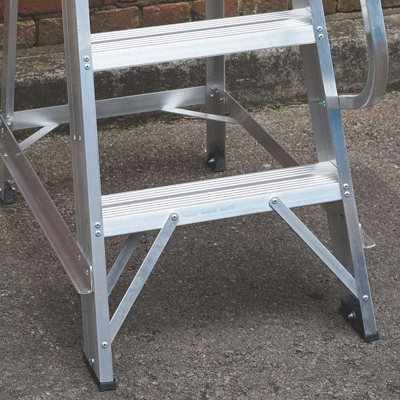 High Quality Silver Aluminium With 4 Podium Steps - 0.98m