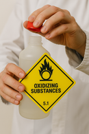 High-Performance Hazard Warning Labels Oxidising Agent 100x100mm 250 Industrial-Grade Roll Pack