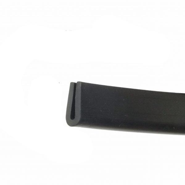 Black 1-2mm Flexible Rubber Durable U Shape Edge Trim for Protecting Edges & Sealing Enclosures