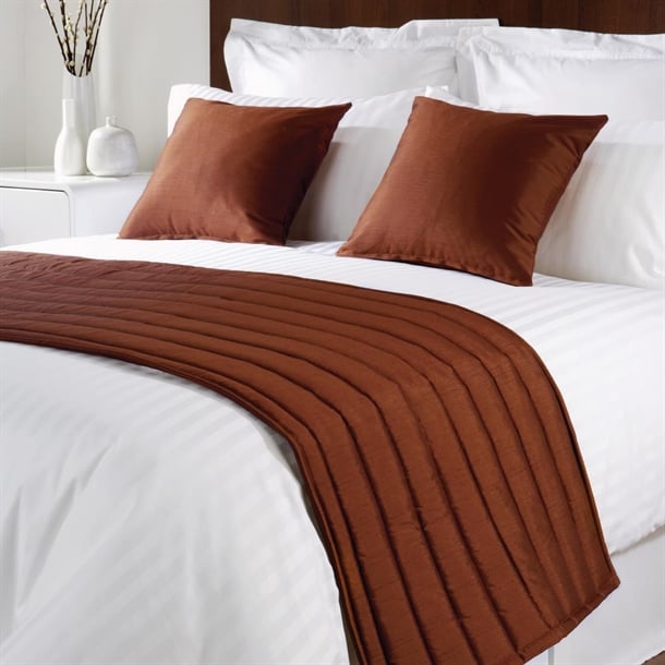 Comfort Simplicity Bed Runner Chocolate