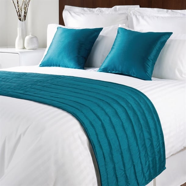 Comfort Simplicity Bed Runner Ocean