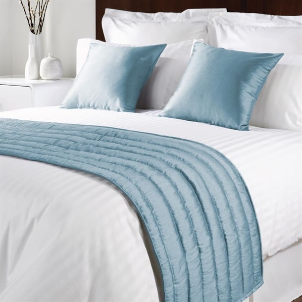 Comfort Simplicity Bed Runner Cool Blue