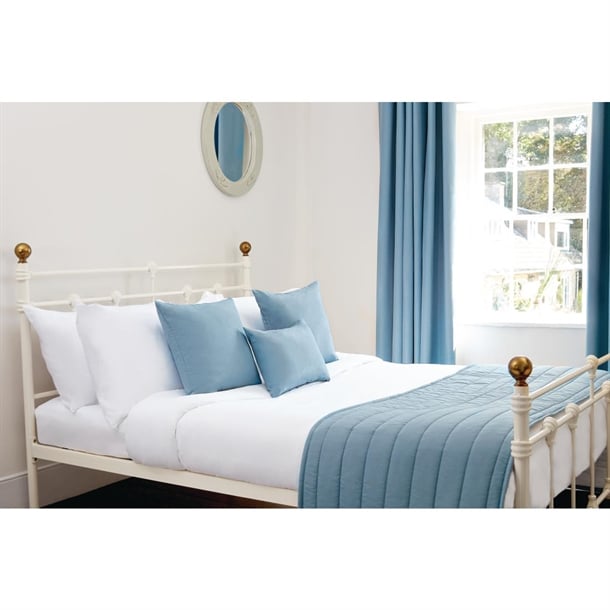 Comfort Simplicity Bed Runner Blue Heaven