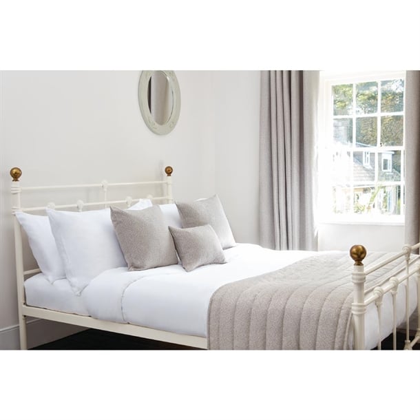 Comfort Dune Bed Runner Platinum