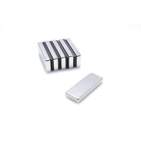 Pack of 10 Nickel Plated 25mm Silver N35 Plastic Spacer Block