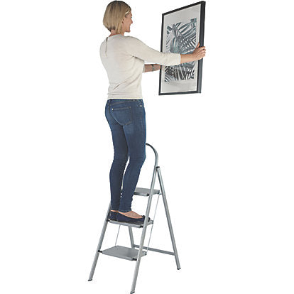 High Performance 3-Step Steel Folding Step Stool For Home Use - 680mm